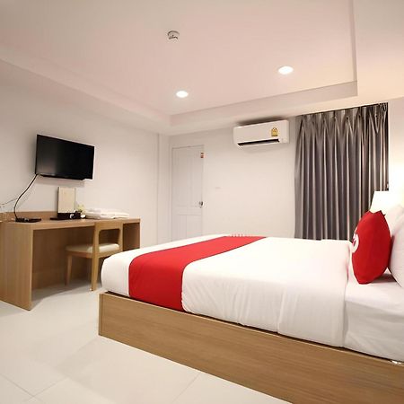 Super Oyo 483 Pannee Hotel Khaosan Бангкок Екстер'єр фото