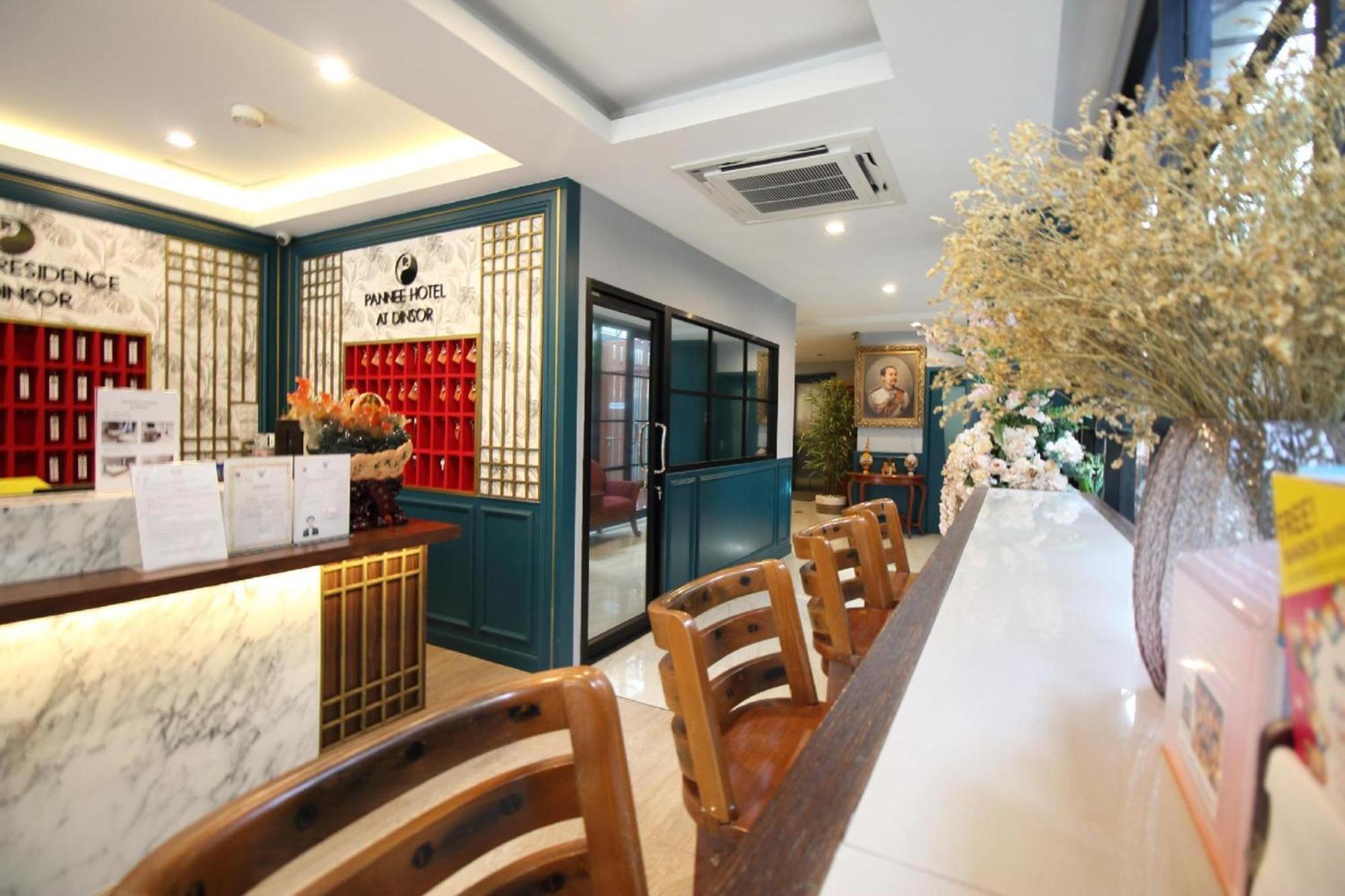 Super Oyo 483 Pannee Hotel Khaosan Бангкок Екстер'єр фото