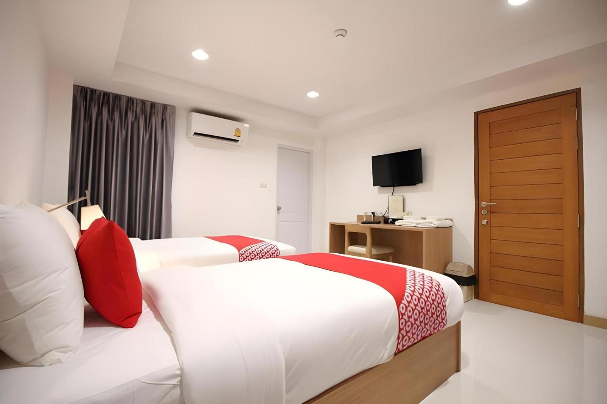 Super Oyo 483 Pannee Hotel Khaosan Бангкок Екстер'єр фото