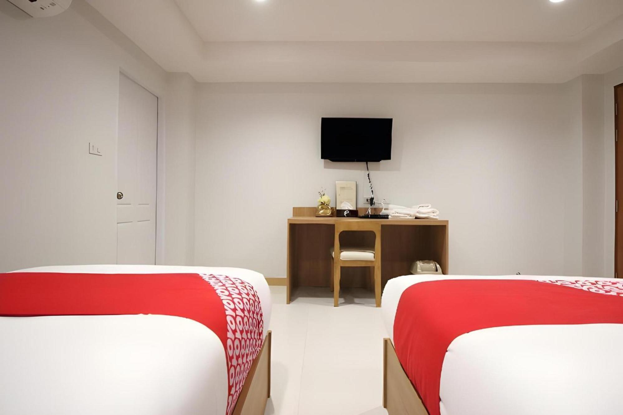Super Oyo 483 Pannee Hotel Khaosan Бангкок Екстер'єр фото